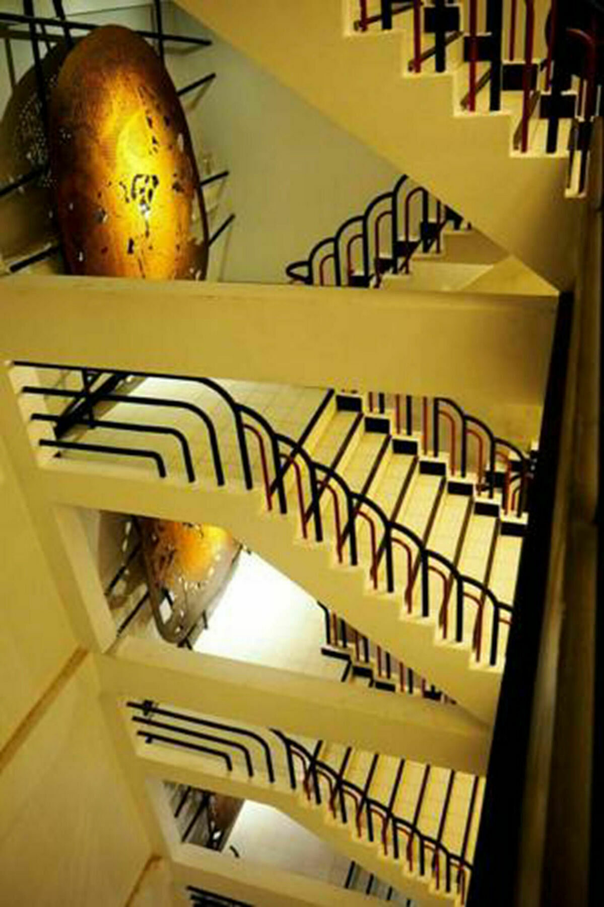 Art-C House Hotel Phuket Екстериор снимка